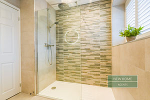 Photo 40- click for photo gallery